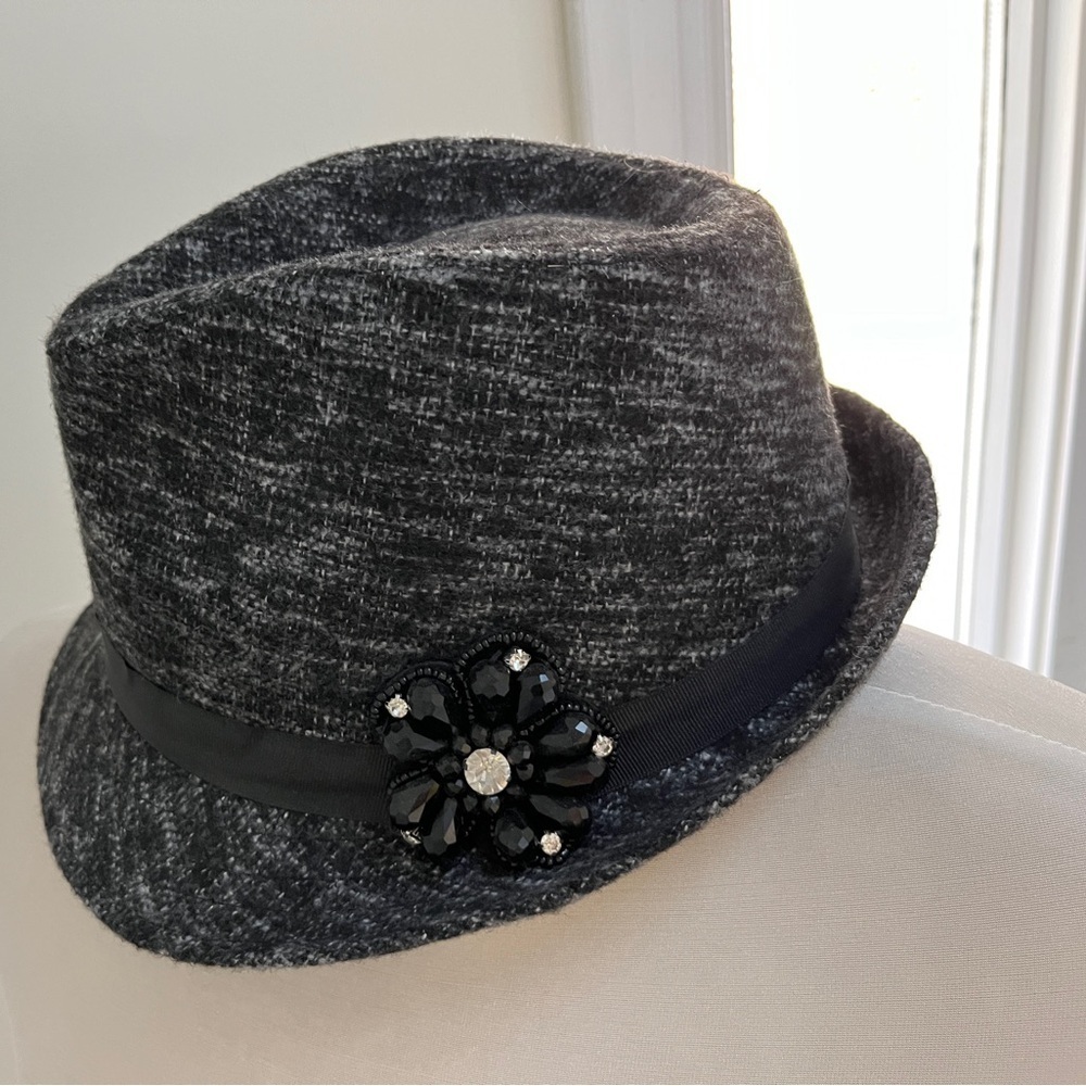 Fedora hat with black decor, one size